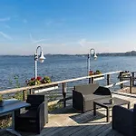 Seehotel Fahrhaus 4*