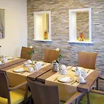 Seehotel Faehrhaus 4*