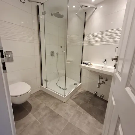 Seehotel Faehrhaus باد سفيشنآن