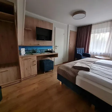 Seehotel Faehrhaus 4*