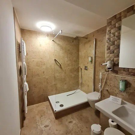 Seehotel Faehrhaus باد سفيشنآن