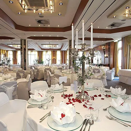 فندق Seehotel Faehrhaus باد سفيشنآن