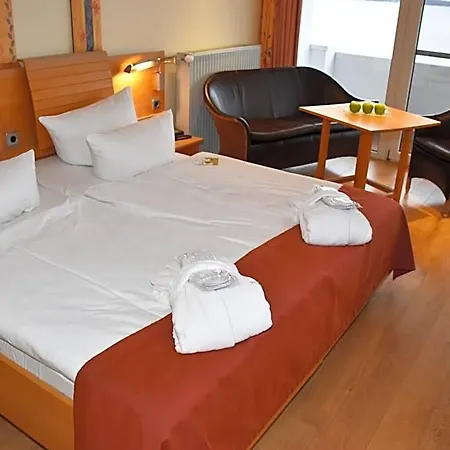 Seehotel Faehrhaus Hotel 4*