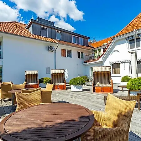 Seehotel Faehrhaus 4*