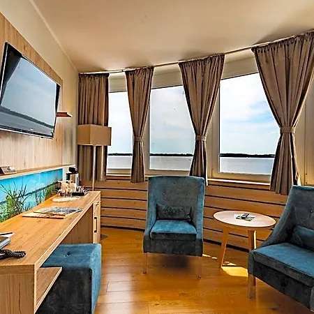 Seehotel Faehrhaus Hotel 4*