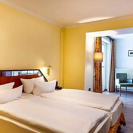 Seehotel Faehrhaus Hotel Bad Zwischenahn
