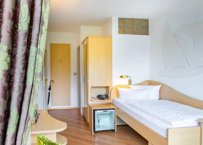 Seehotel Fahrhaus 4*