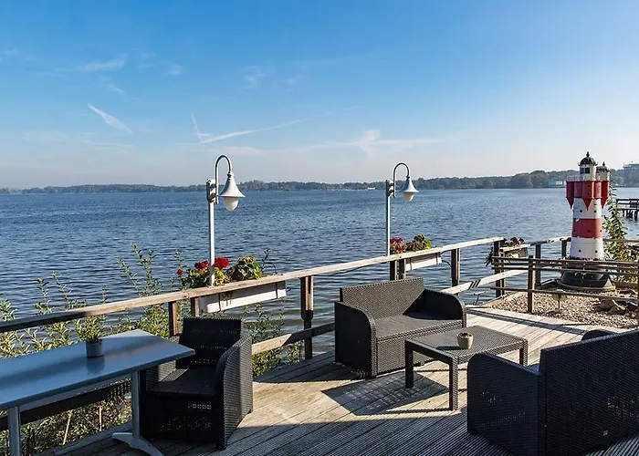 Seehotel Faehrhaus 4*